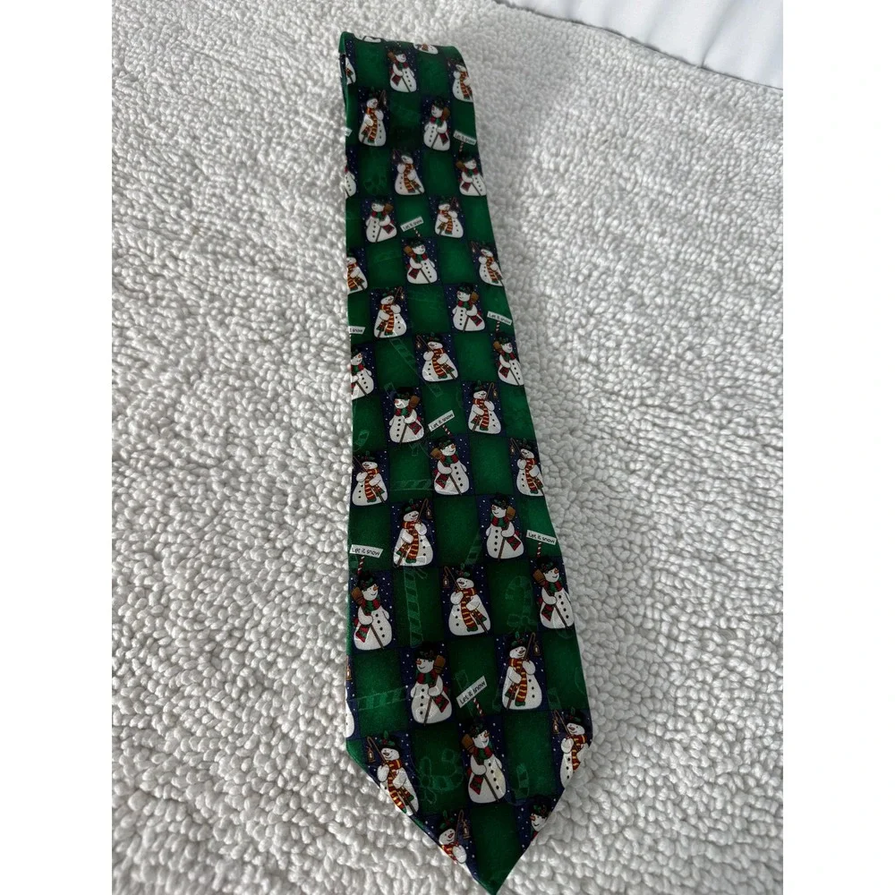 Hallmark Yule Tie Greetings Snowman Pattern Green Silk Men's‎ Necktie